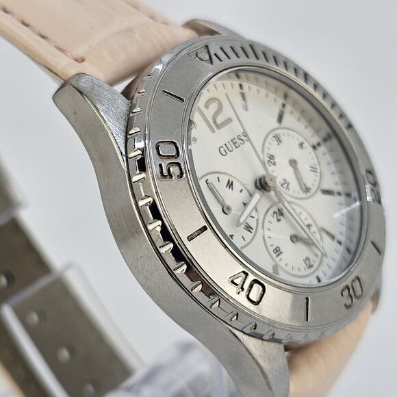 Guess Women\'s Watch 38MM‎ Gray Dial Day Date 24H New Pink Leather Bands Battery